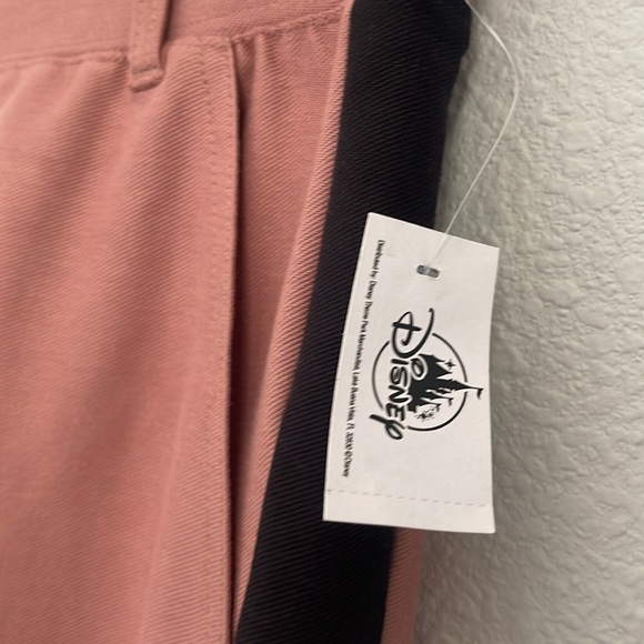 Women’s Star Wars joggers pants Disney parks black pink gold yoda Leia size M - Picture 5 of 9